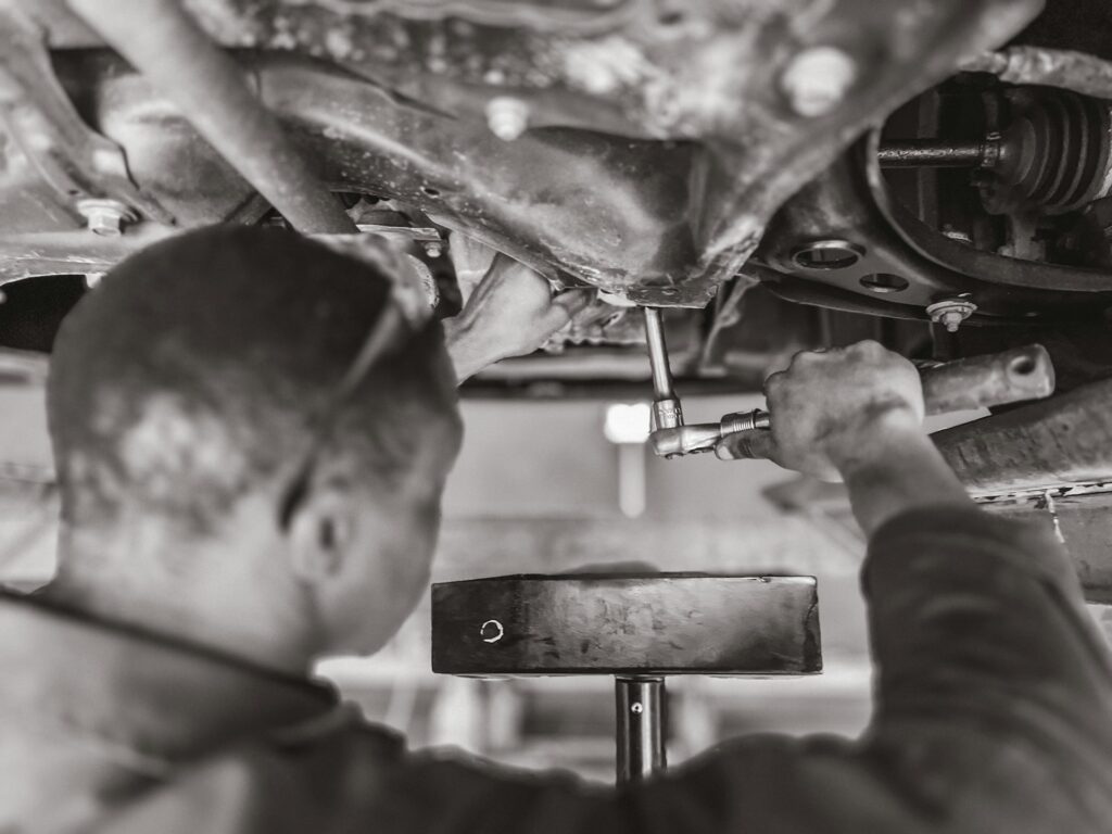 How to Attract and Retain Auto Technicians in a Competitive Market